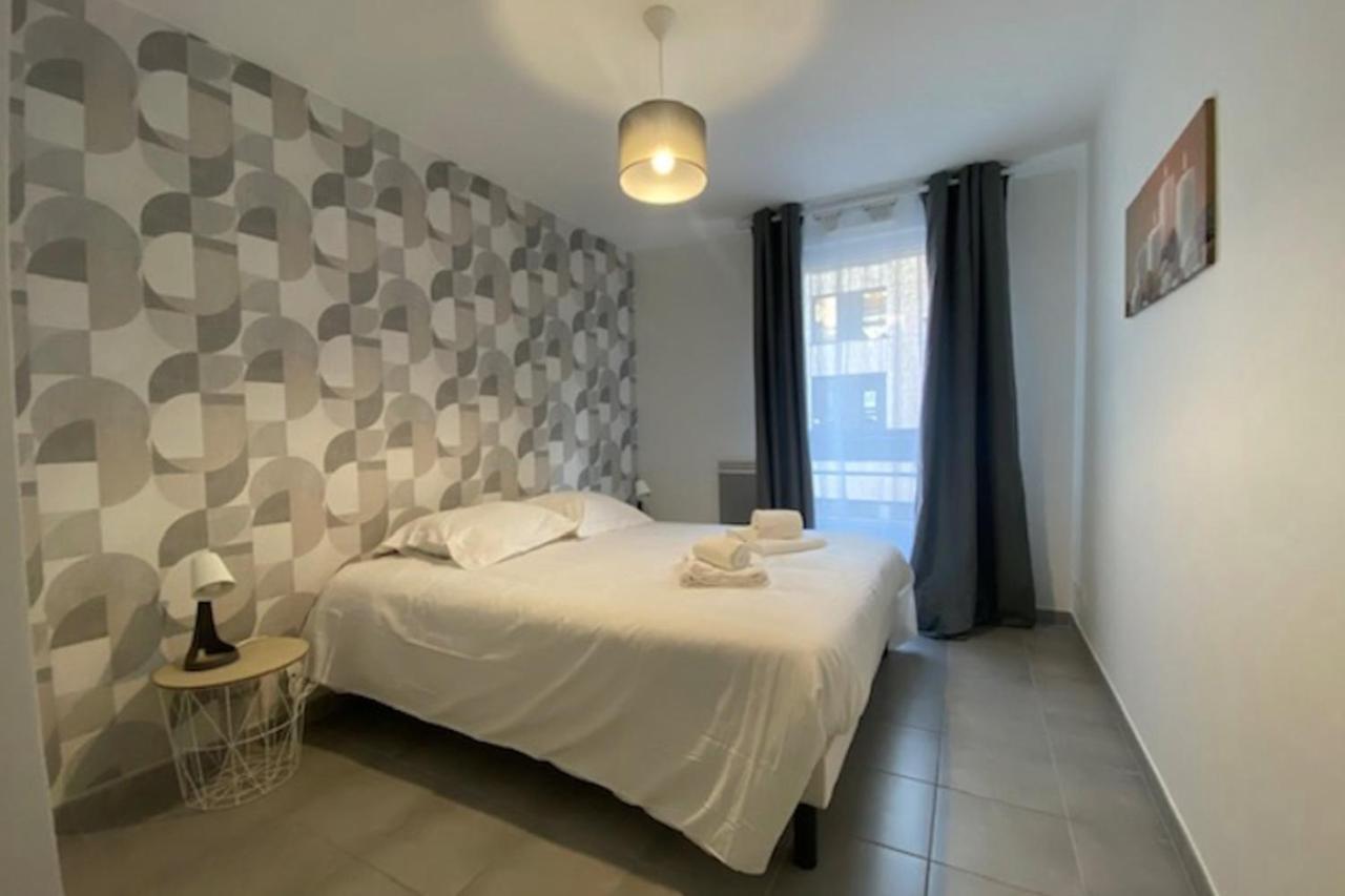 Cosy With Balcony In The Heart Of *